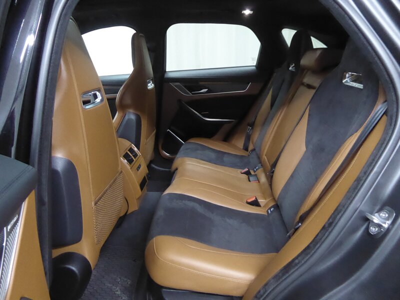 2023 JAGUAR F-PACE - Image 29