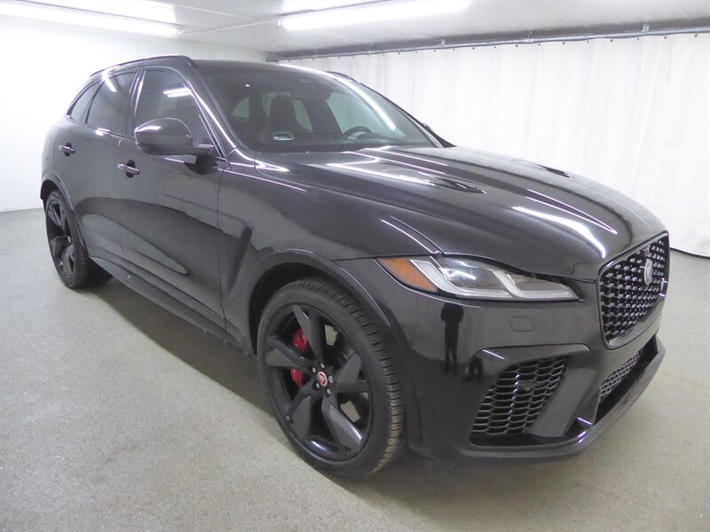 2023 Jaguar F-PACE SVR  