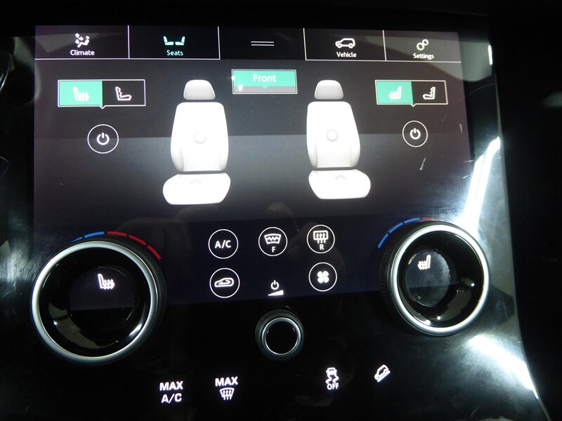 2018 LAND ROVER RANGE ROVER VELAR - Image 18