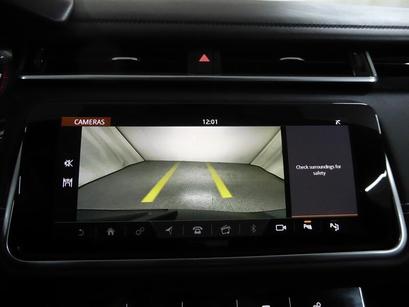 2018 LAND ROVER RANGE ROVER VELAR - Image 15