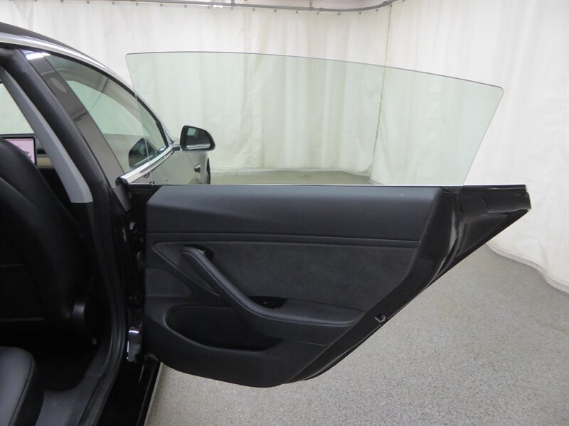 2018 TESLA MODEL 3 - Image 29