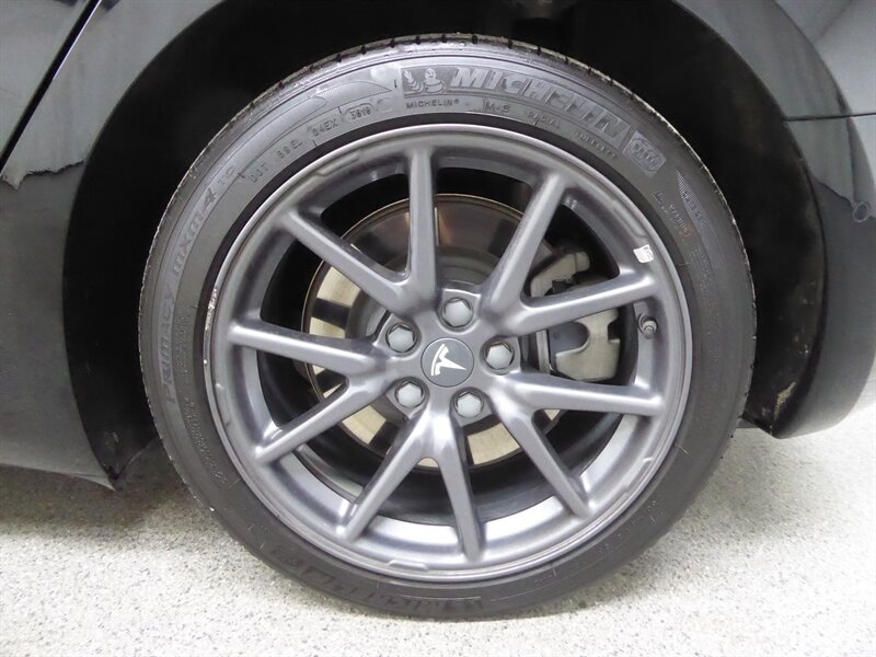 2018 TESLA MODEL 3 - Image 31