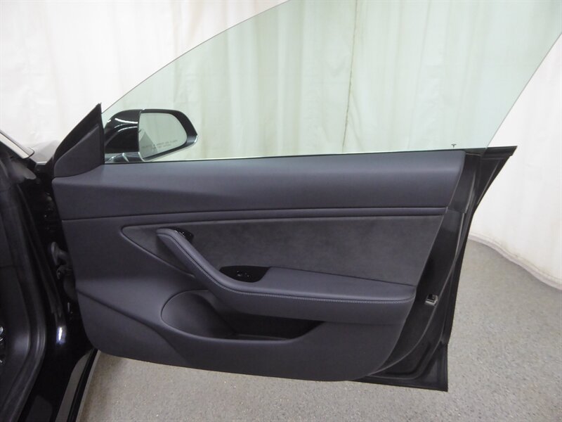 2018 TESLA MODEL 3 - Image 23