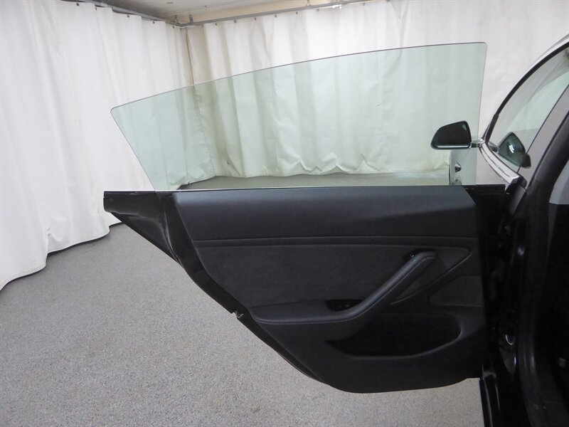 2018 TESLA MODEL 3 - Image 26