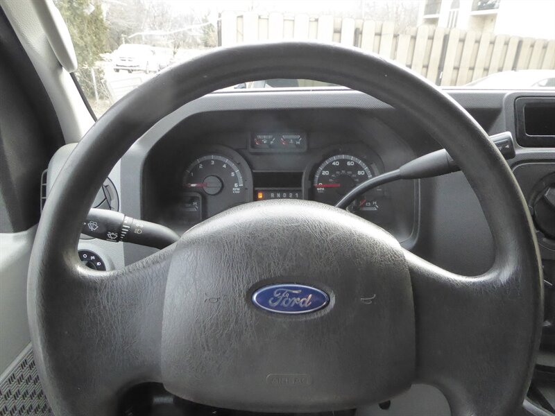 2014 FORD E-250 - Image 10