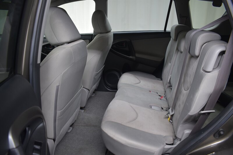 2010 TOYOTA RAV4 - Image 26