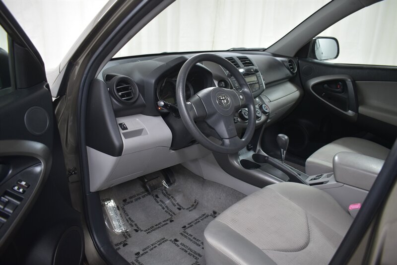 2010 TOYOTA RAV4 - Image 17