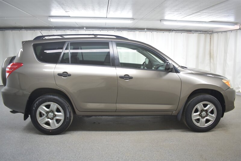 2010 TOYOTA RAV4 - Image 8