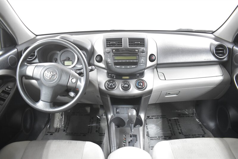 2010 TOYOTA RAV4 - Image 9