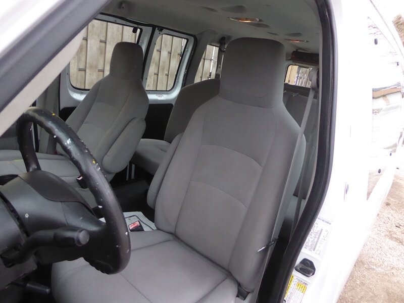 2013 FORD E-350 - Image 14