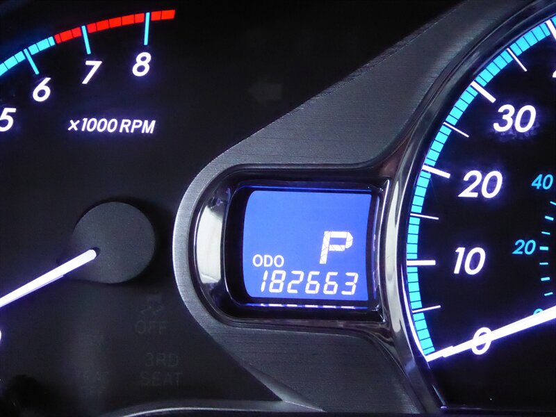 2013 TOYOTA SIENNA - Image 13