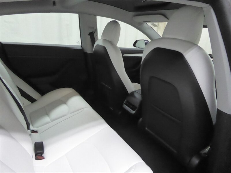 2021 TESLA MODEL 3 - Image 28