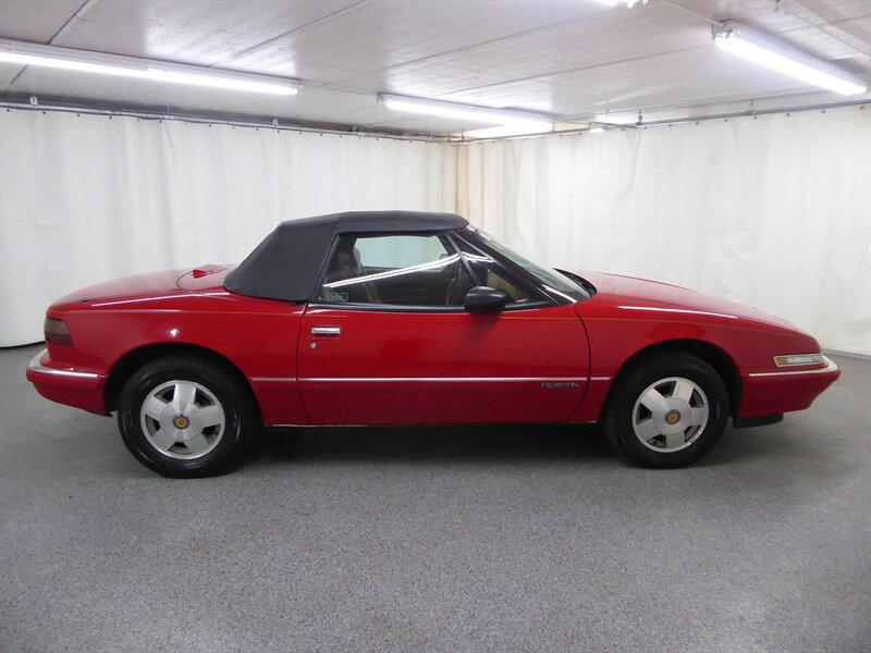 1990 BUICK REATTA - Image 16