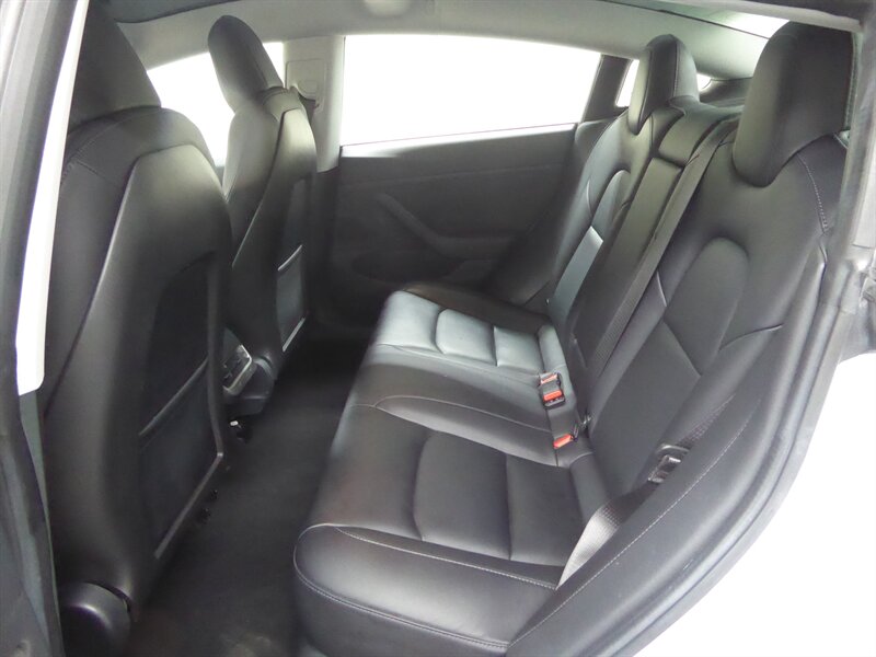 2018 TESLA MODEL 3 - Image 27