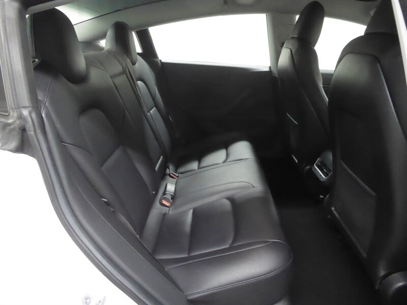 2018 TESLA MODEL 3 - Image 30