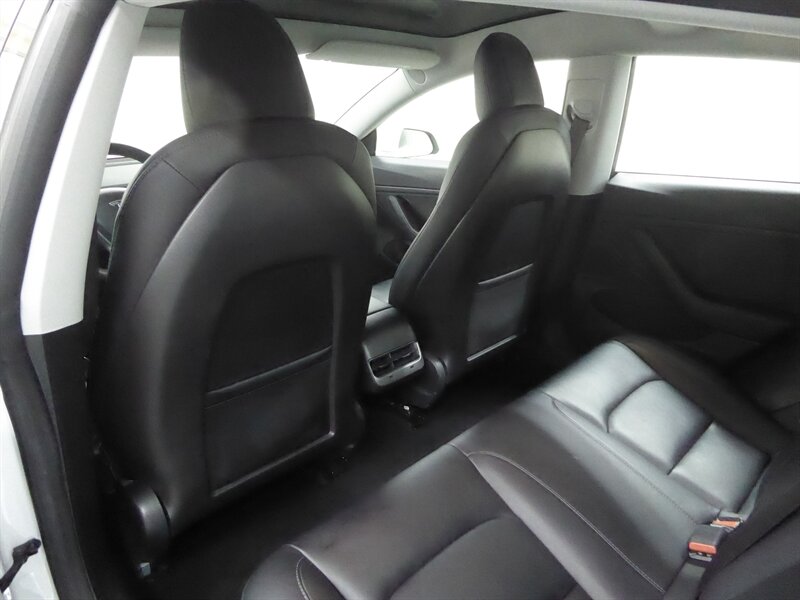 2018 TESLA MODEL 3 - Image 26
