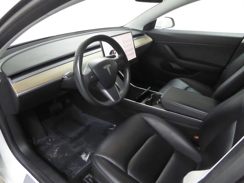 2018 TESLA MODEL 3 - Image 18