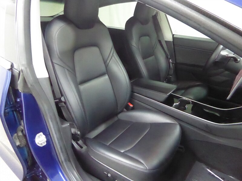 2018 TESLA MODEL 3 - Image 22