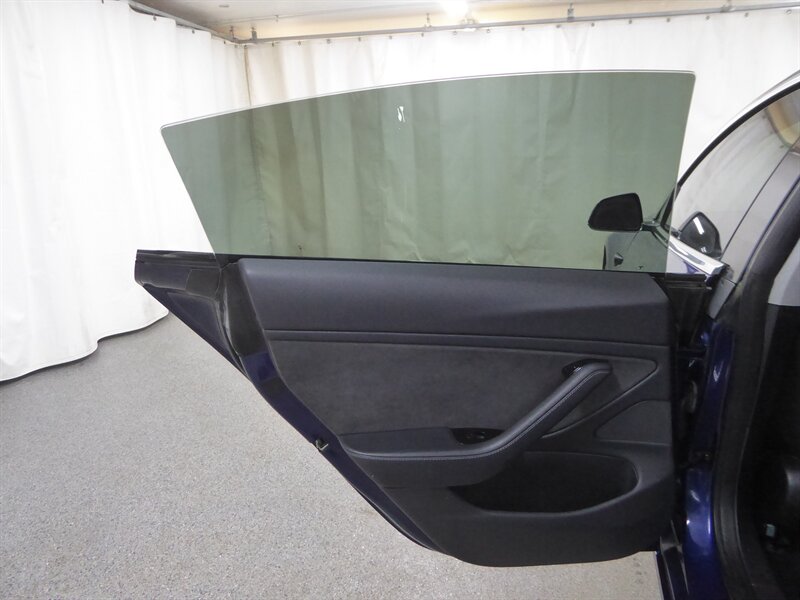 2018 TESLA MODEL 3 - Image 27