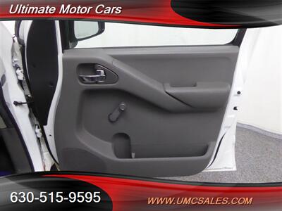 2013 Nissan Frontier SV   - Photo 21 - Downers Grove, IL 60515