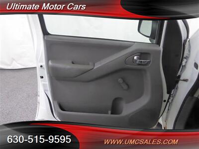 2013 Nissan Frontier SV   - Photo 16 - Downers Grove, IL 60515