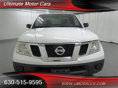 2013 Nissan Frontier SV   - Photo 2 - Downers Grove, IL 60515
