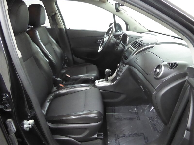 2015 CHEVROLET TRAX - Image 24