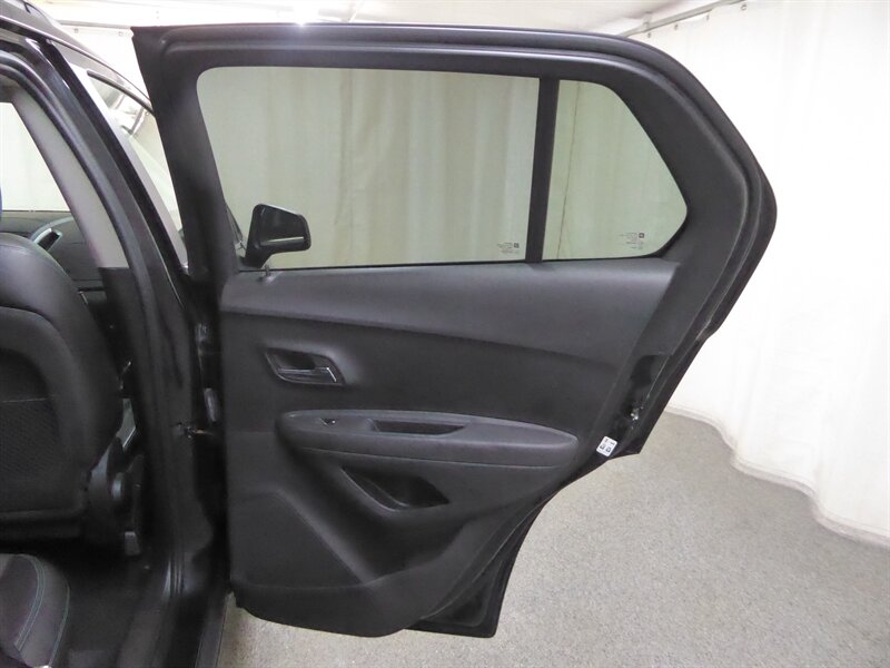 2015 CHEVROLET TRAX - Image 31