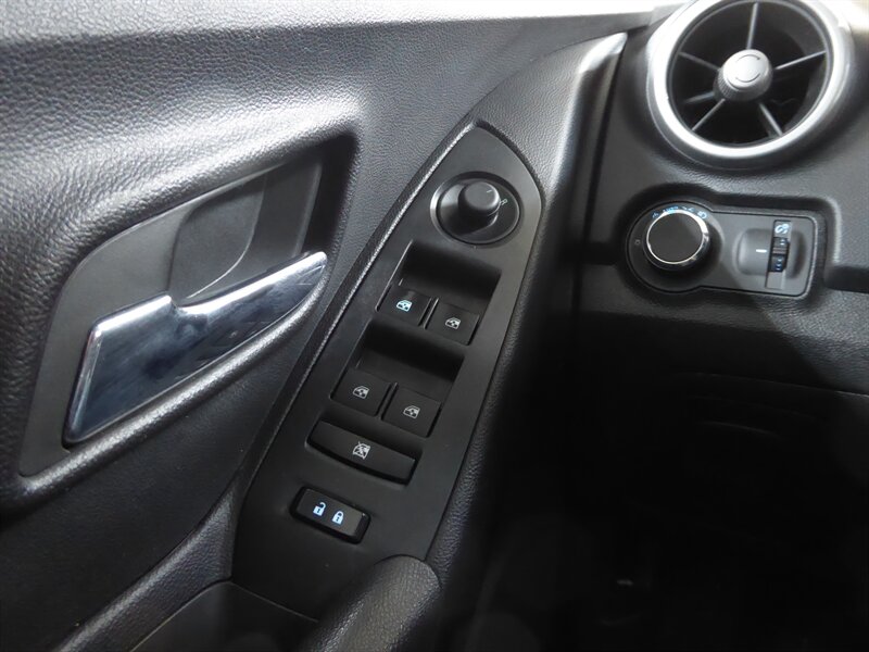 2015 CHEVROLET TRAX - Image 17