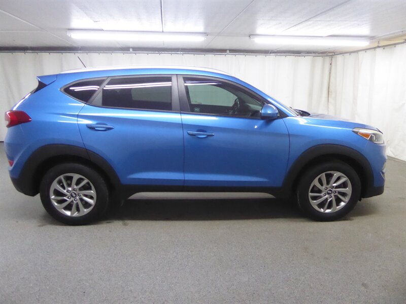 2017 HYUNDAI TUCSON - Image 8