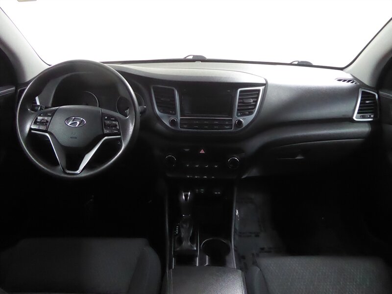 2017 HYUNDAI TUCSON - Image 9