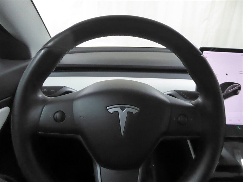 2018 TESLA MODEL 3 - Image 11