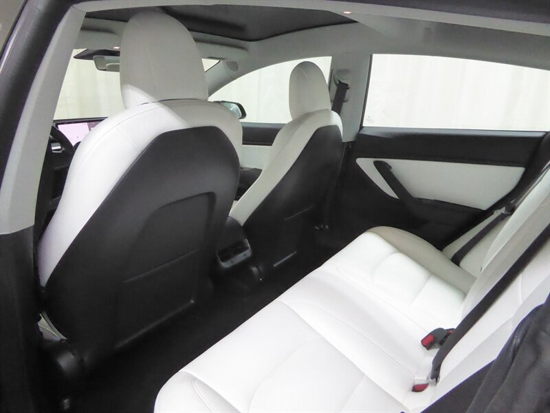 2018 TESLA MODEL 3 - Image 25