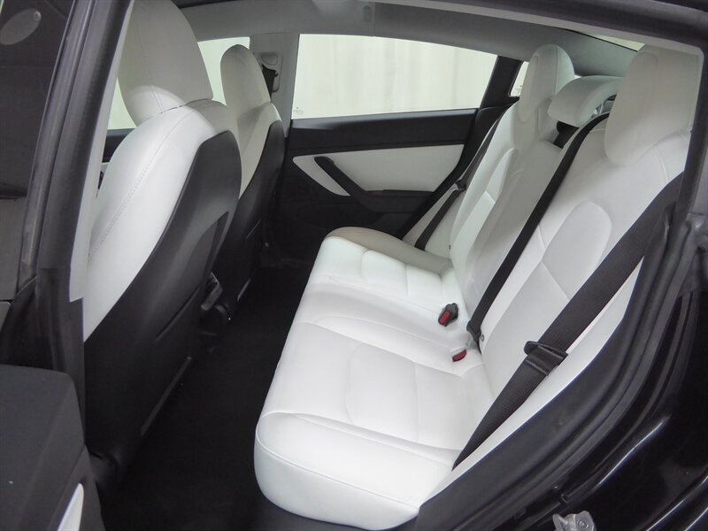 2018 TESLA MODEL 3 - Image 26