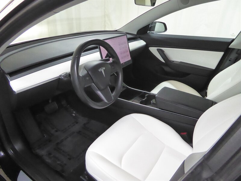 2018 TESLA MODEL 3 - Image 17