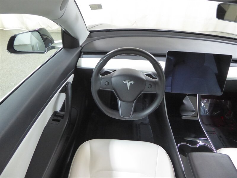 2018 TESLA MODEL 3 - Image 10