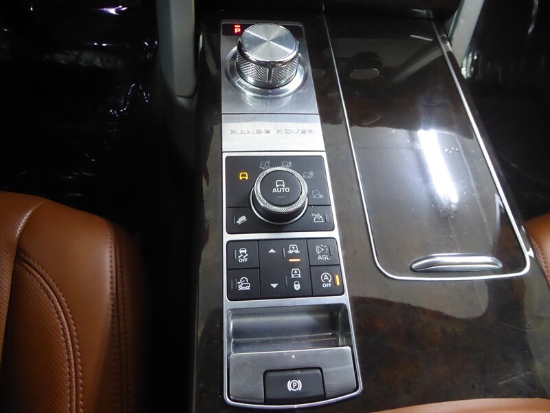 2016 LAND ROVER RANGE ROVER - Image 17