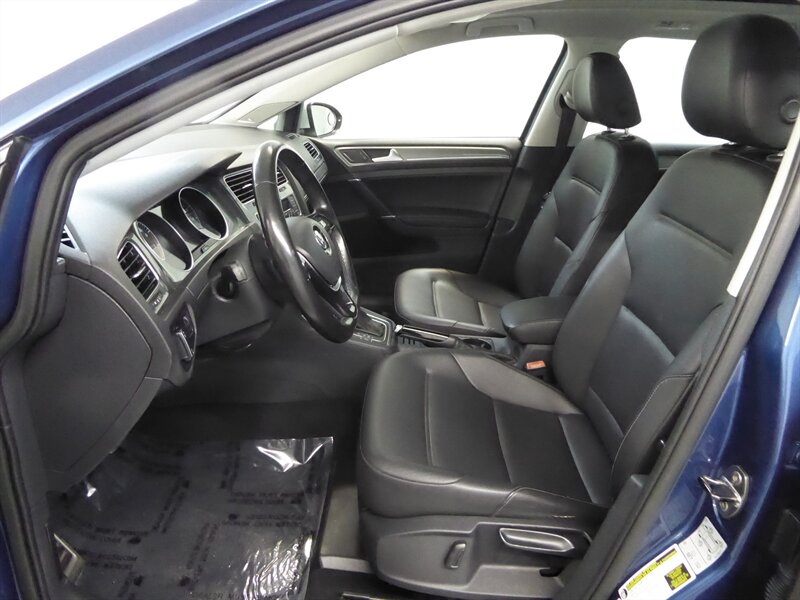 2017 VOLKSWAGEN GOLF ALLTRACK - Image 19