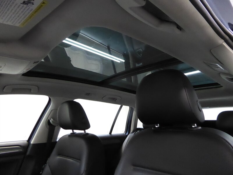 2017 VOLKSWAGEN GOLF ALLTRACK - Image 16