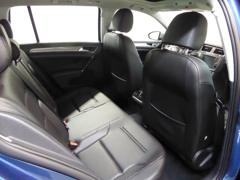 2017 VOLKSWAGEN GOLF ALLTRACK - Image 28