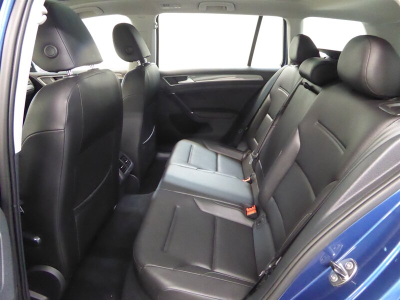 2017 VOLKSWAGEN GOLF ALLTRACK - Image 26