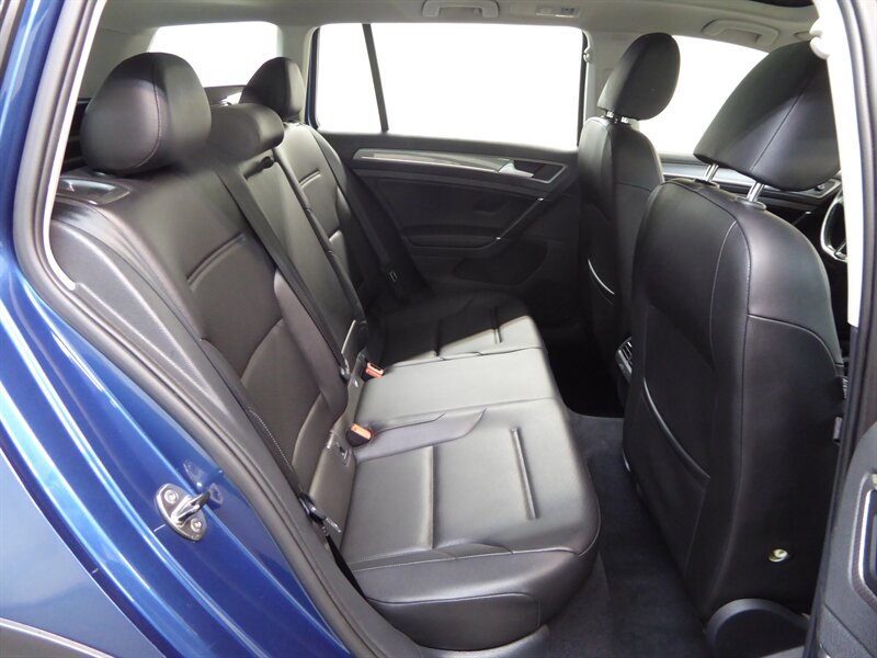 2017 VOLKSWAGEN GOLF ALLTRACK - Image 29