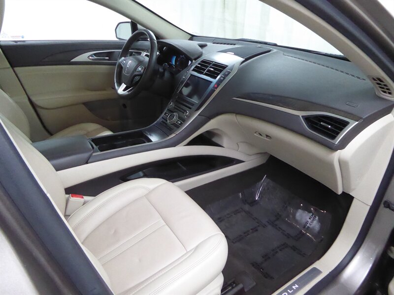 2019 LINCOLN MKZ - Image 22