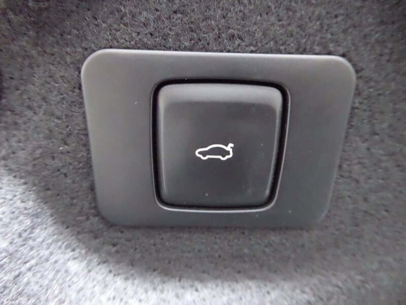 2019 LINCOLN MKZ - Image 34