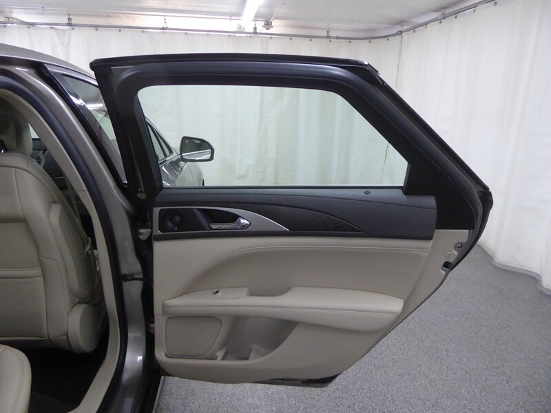 2019 LINCOLN MKZ - Image 31