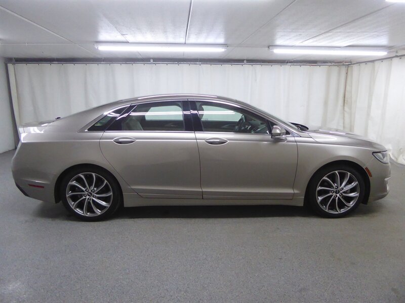 2019 LINCOLN MKZ - Image 8