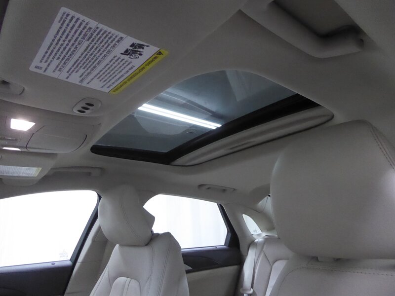 2019 LINCOLN MKZ - Image 17