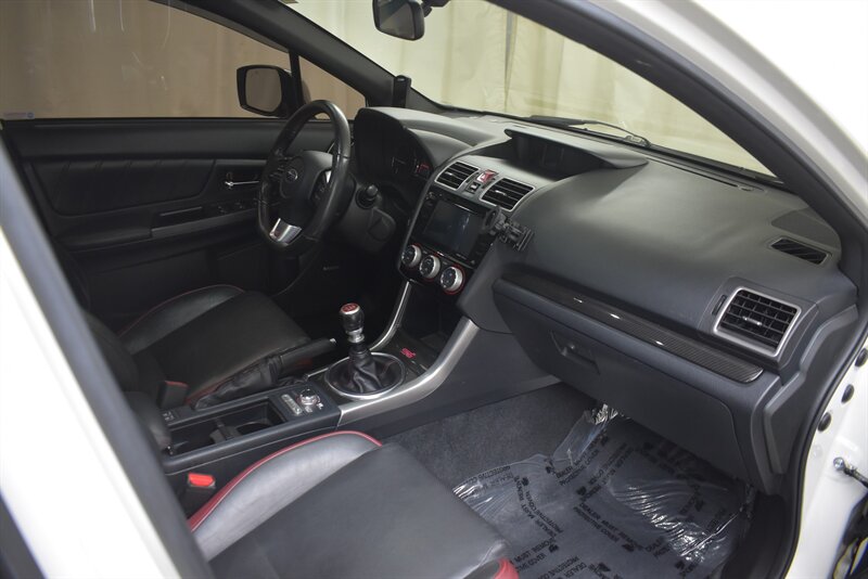 2016 SUBARU WRX - Image 27
