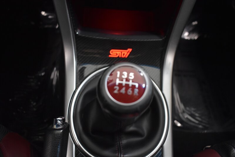 2016 SUBARU WRX - Image 18