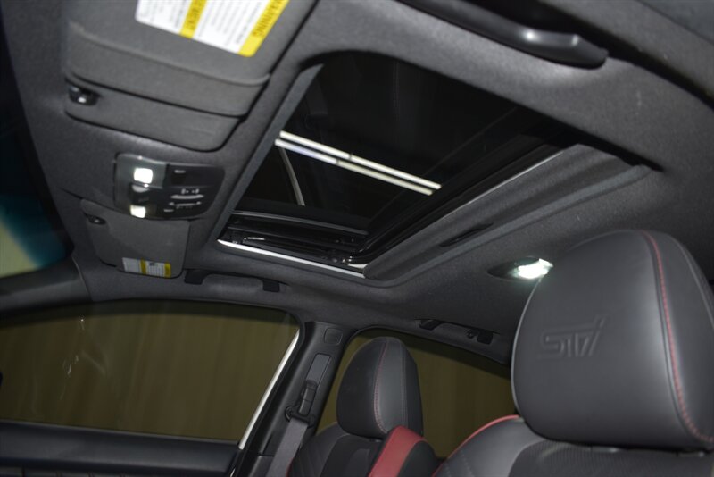 2016 SUBARU WRX - Image 21